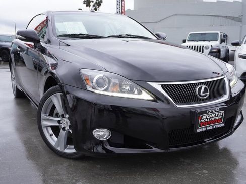 Used 2012 Lexus IS 250C image 17