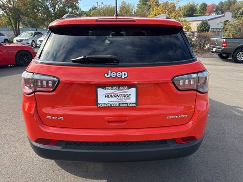 Used 2018 Jeep Compass Sport AWD/4WD image 6