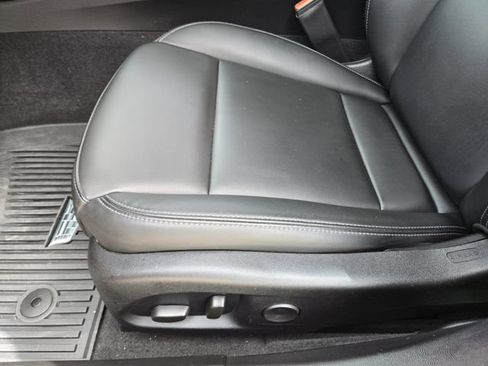 Used 2024 Cadillac CT5 Luxury RWD image 23