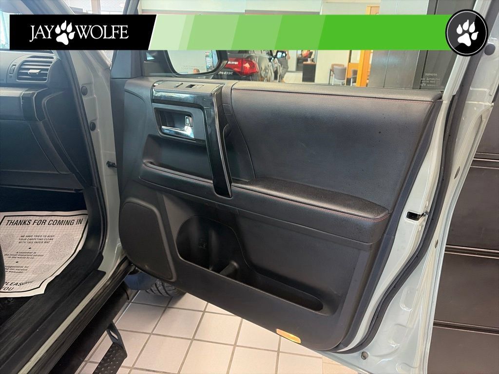 Used 2022 Toyota 4Runner TRD Off-Road Premium w/ TRD Black Wheel Package (TMS) AWD/4WD image 20