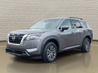 Used 2024 Nissan Pathfinder SV FWD video 1