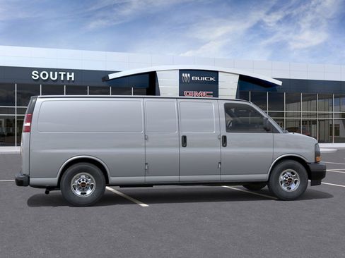 New 2025 GMC Savana 2500 Extended w/ Driver Convenience Package RWD image 5