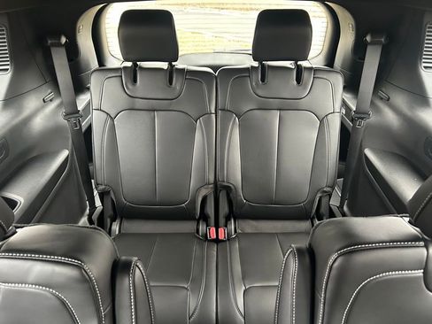 New 2025 Jeep Grand Cherokee L Limited image 19