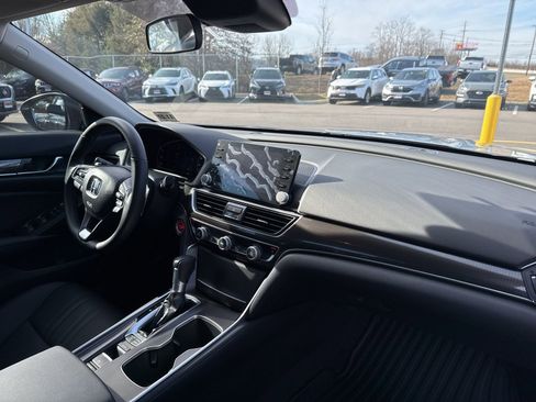 Used 2022 Honda Accord Sport Special Edition image 14
