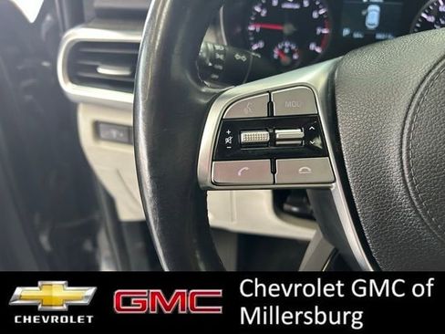 Used 2020 Kia Telluride EX image 16