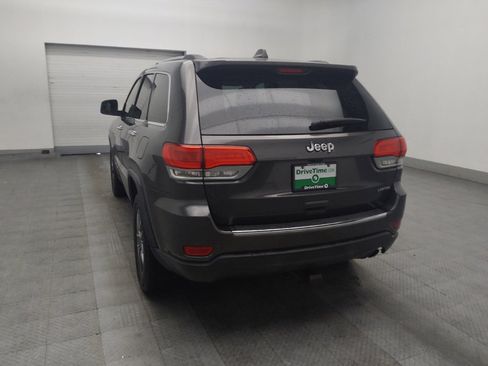 Used 2017 Jeep Grand Cherokee Limited RWD image 5