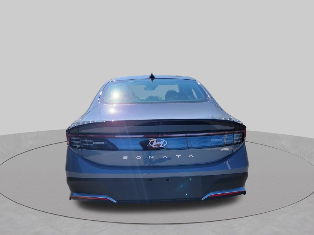 New 2026 Hyundai Sonata Blue FWD image 5