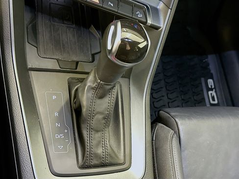 Used 2020 Audi Q3 2.0T Premium Plus w/ Premium Plus Package image 25