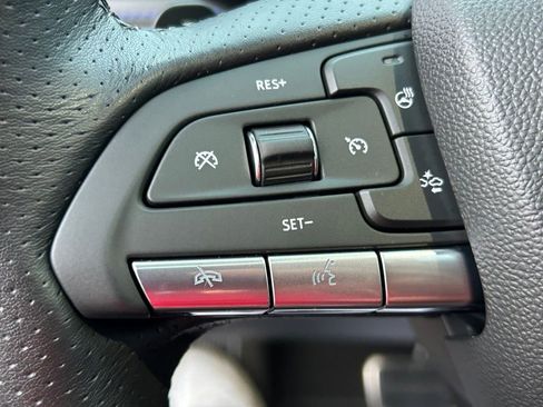 Used 2025 Cadillac XT4 Sport w/ Cold Weather Package image 22