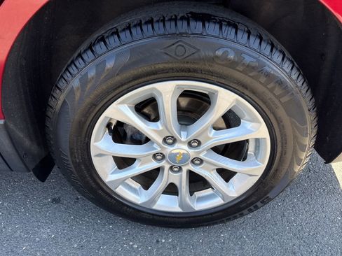 Used 2018 Chevrolet Equinox LT FWD image 10