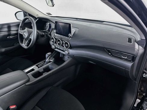 Used 2025 Nissan Sentra SV FWD image 25