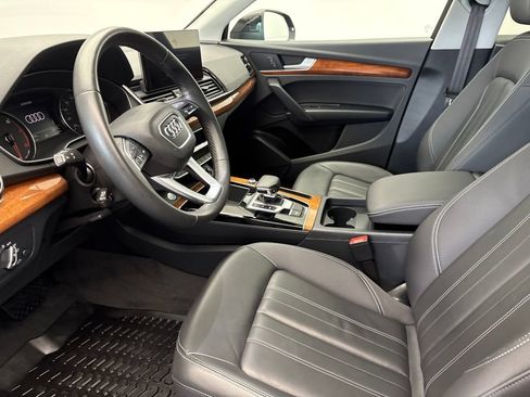 Used 2023 Audi Q5 2.0T Premium w/ Convenience Package AWD/4WD image 7