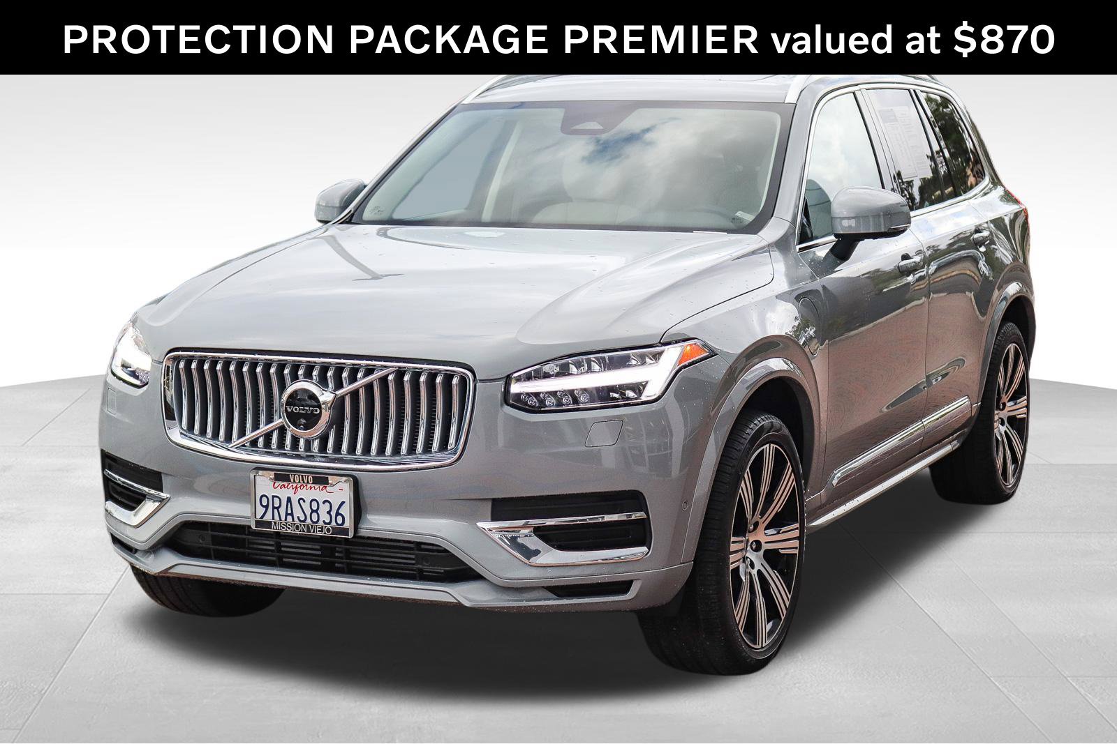 Used 2025 Volvo XC90 T8 Plus w/ Protection Package Premier AWD/4WD image 3