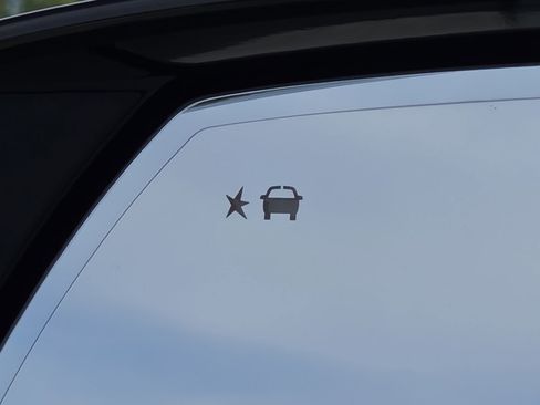 New 2026 GMC Yukon XL Denali AWD/4WD image 15