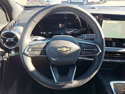 New 2026 Chevrolet Equinox LT w/ Convenience Package II image 10