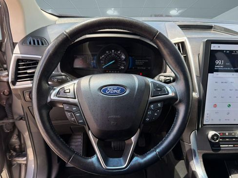 Used 2023 Ford Edge Titanium AWD/4WD image 11