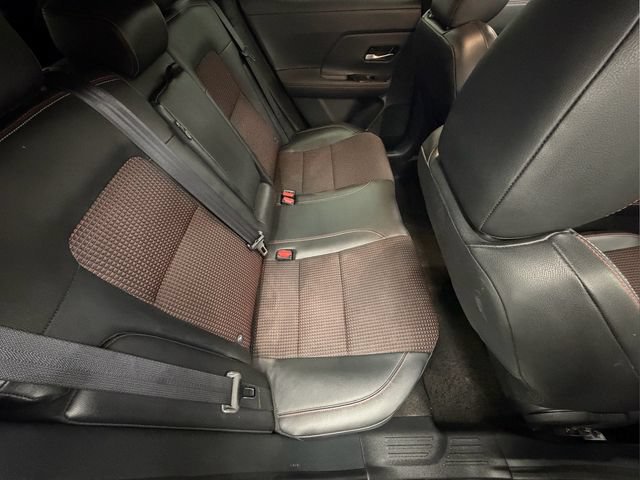 Used 2025 Nissan Kicks SR FWD image 20