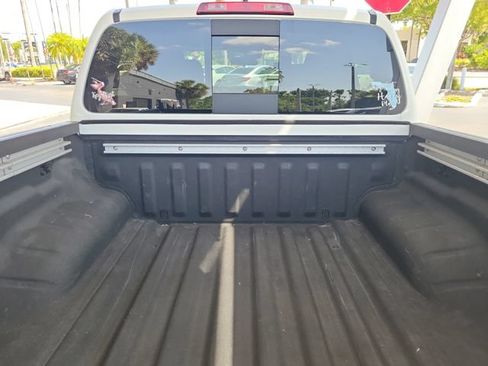 Used 2023 Nissan Frontier Pro-X w/ Pro Convenience Package RWD image 8