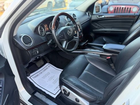 Used 2011 Mercedes-Benz GL 450 4MATIC image 10