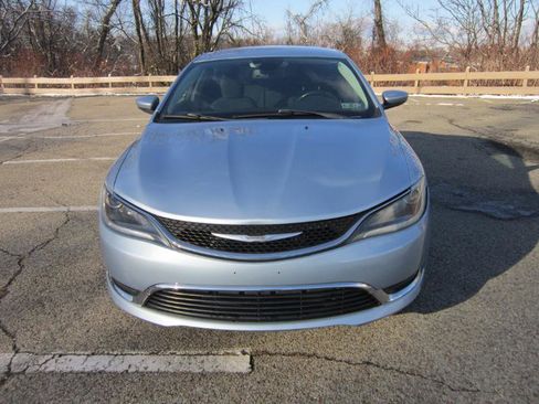 Used 2015 Chrysler 200 Limited w/ Convenience Group image 20