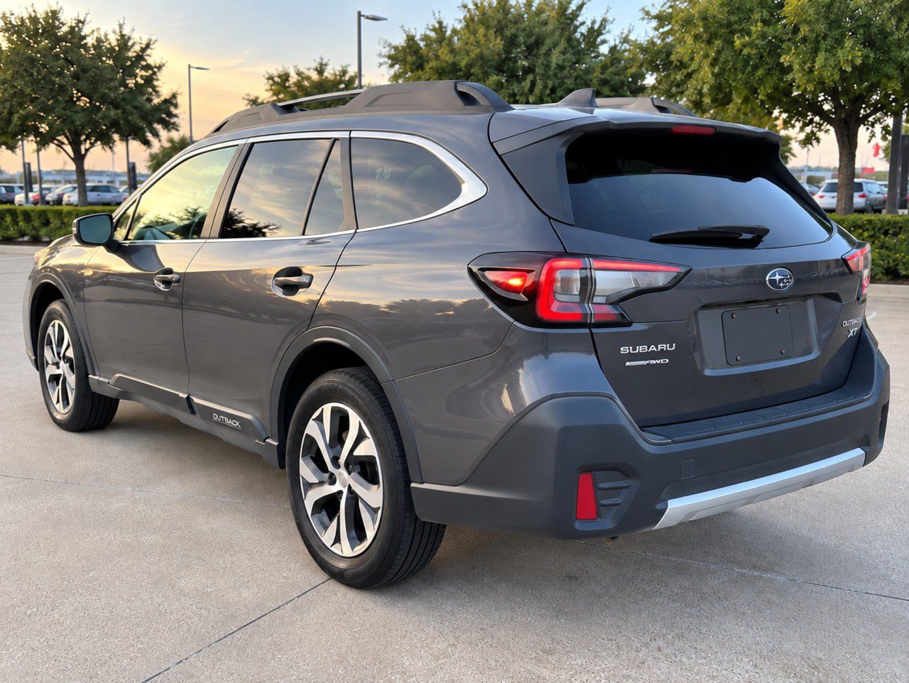 Used 2022 Subaru Outback Limited XT AWD/4WD image 8