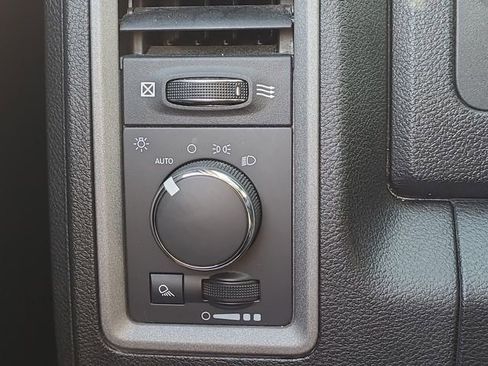 Used 2023 RAM 1500 Tradesman image 17