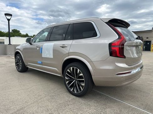 New 2026 Volvo XC90 B6 Plus w/ Protection Package AWD/4WD image 6