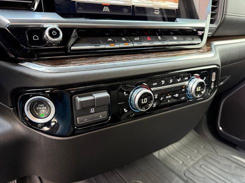 Used 2024 GMC Sierra 1500 Elevation w/ LPO, Elevation Black Package AWD/4WD image 26