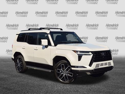 Used 2024 Lexus GX 550 w/ Accessory Package (Z1) AWD/4WD image 2
