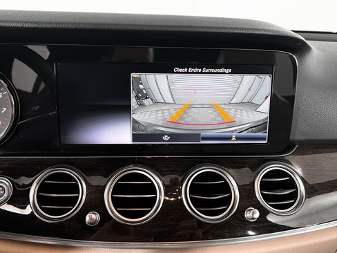 Used 2019 Mercedes-Benz E 450 4MATIC Sedan image 28