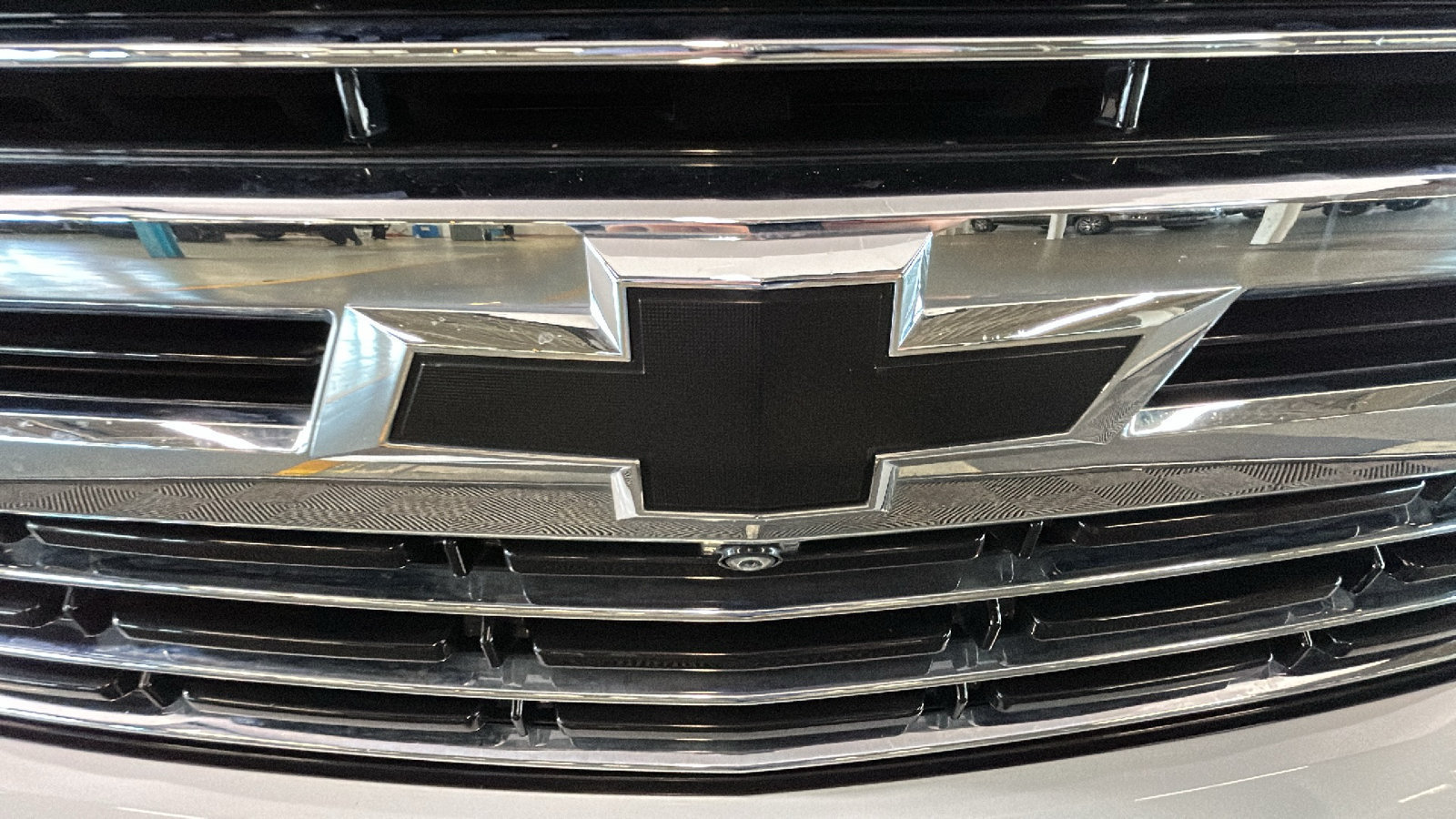 Used 2021 Chevrolet Suburban LT w/ LT Signature Package AWD/4WD image 10