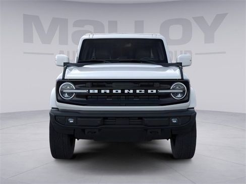 New 2025 Ford Bronco Outer Banks image 6