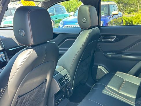 Used 2020 Jaguar F-PACE Prestige AWD/4WD image 30