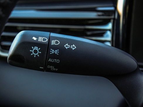 Used 2025 Toyota Camry XSE FWD image 24
