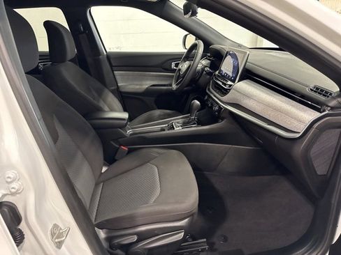 Used 2024 Jeep Compass Sport image 32