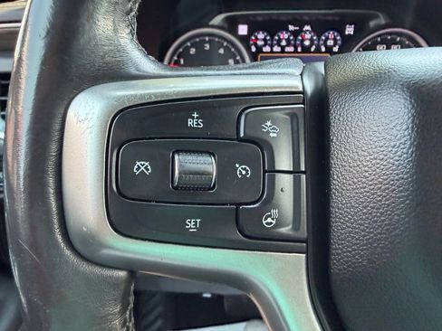 Used 2021 Chevrolet Suburban Z71 w/ Z71 Off-Road Package AWD/4WD image 15