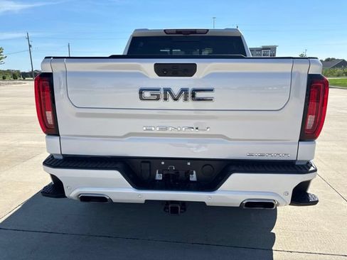 Used 2023 GMC Sierra 1500 Denali Ultimate AWD/4WD image 7