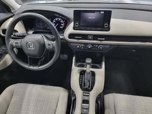 Certified 2023 Honda HR-V LX image 30
