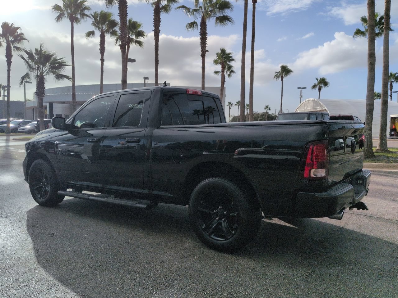 Used 2017 RAM 1500 Sport w/ Black Ram 1500 Sport Group RWD image 6