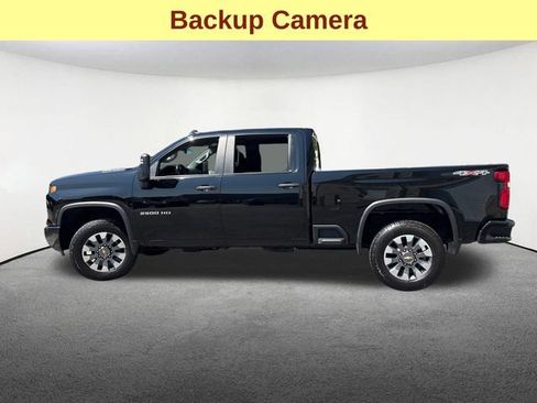 Used 2024 Chevrolet Silverado 2500 Custom image 6