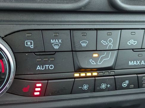 Used 2023 Ford Maverick Lariat w/ Lariat Luxury Package image 23