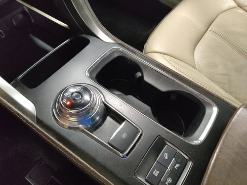 Used 2017 Ford Fusion Platinum image 26