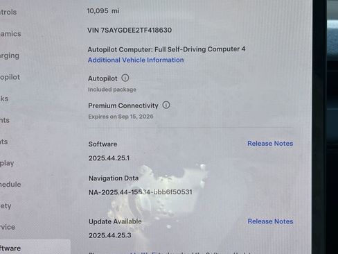 Used 2026 Tesla Model Y AWD image 14