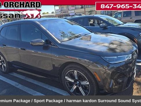Used 2023 BMW iX xDrive50 w/ Premium Package AWD/4WD image 2