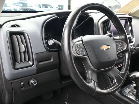 Used 2019 Chevrolet Colorado Z71 RWD image 15