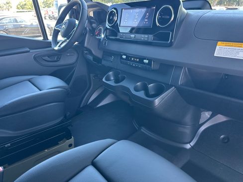 New 2026 Mercedes-Benz Sprinter 2500 image 16