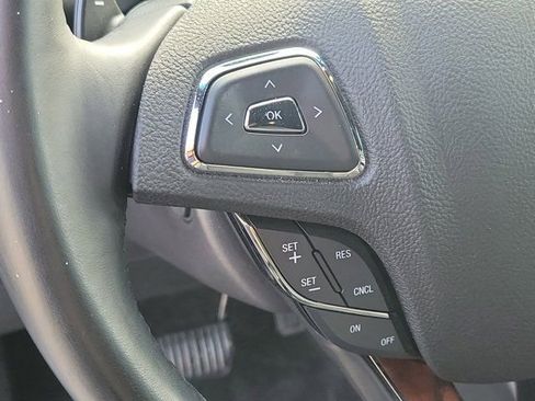 Used 2018 Lincoln MKX Select w/ Select Plus Package FWD image 24