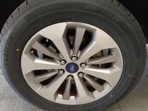 Used 2018 Ford F150 XL w/ Equipment Group 101A Mid AWD/4WD image 31