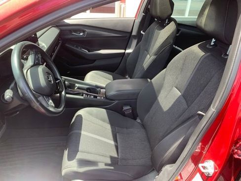 Used 2023 Honda Accord Sport image 8