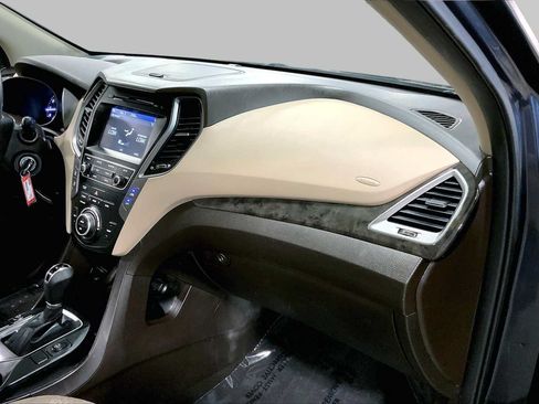 Used 2017 Hyundai Santa Fe Sport AWD/4WD image 17